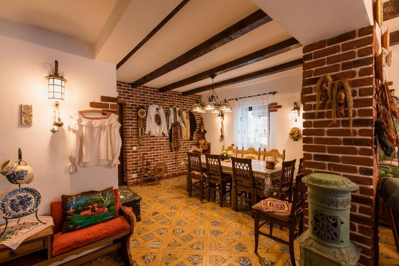 Villa Casa Cu Cerdac à Nucşoara Extérieur photo